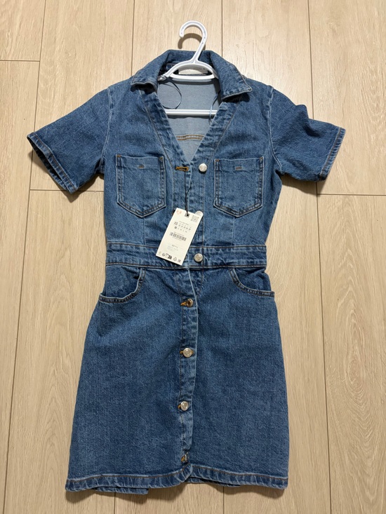 Zara Dresses & Skirts - Zara Blue Denim Button-Front Short Sleeve Dress